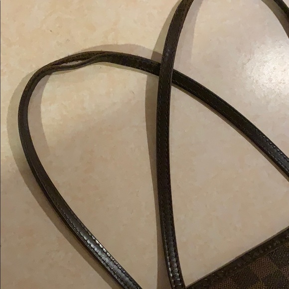 Louis Vuitton Neverfull MM - Picture 2 of 6